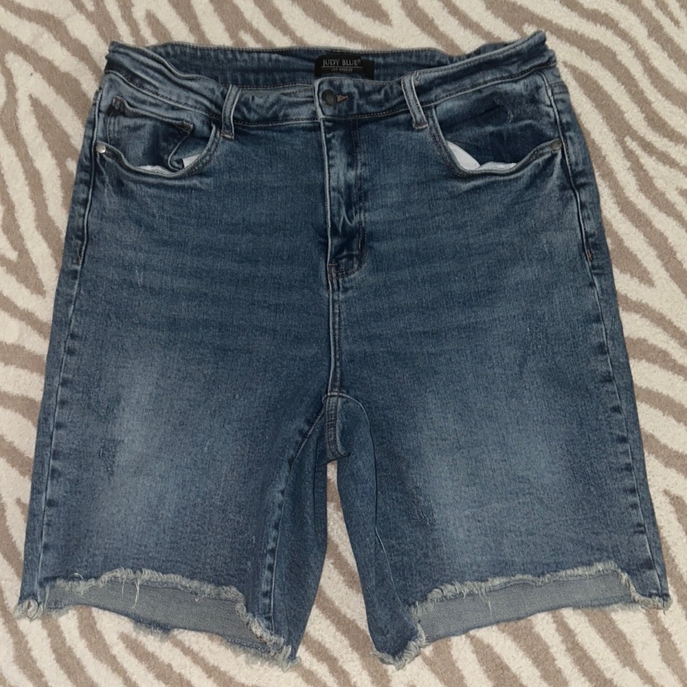 Judy Blue denim shorts